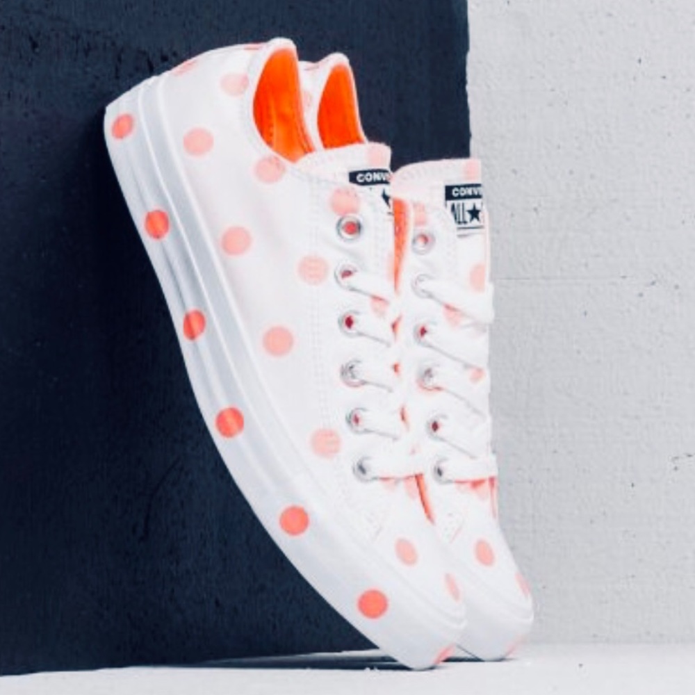 NWB 🥰 CONVERSE WOMENS POLK A DOT CTAS LOWTOP Sz 6